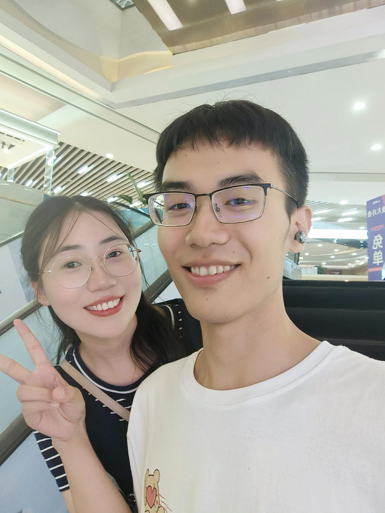 领证两周年，开玩😉